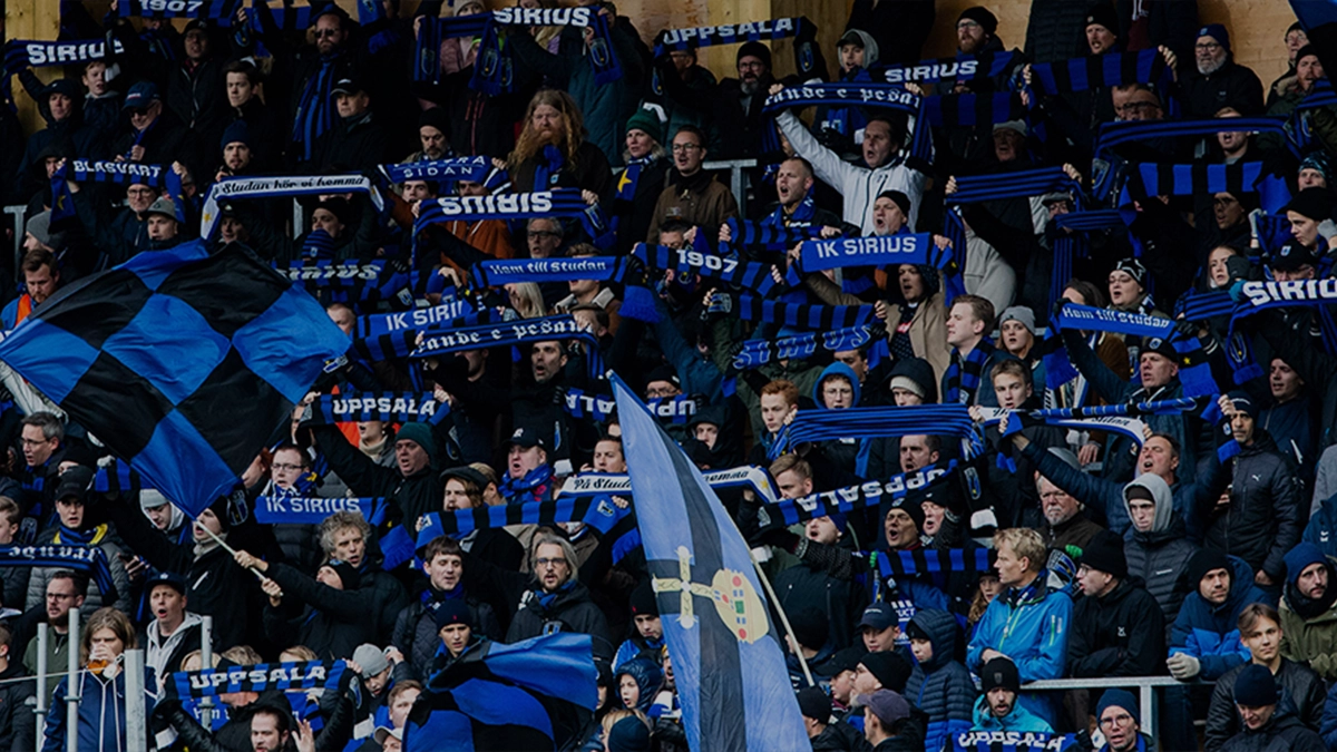 Uppsala är blåsvart, IK Sirius klack under en match